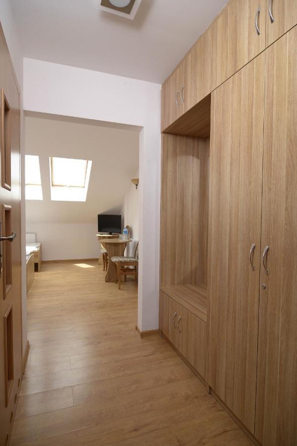 Ferienwohnung Magnat w Borczu Exterior foto
