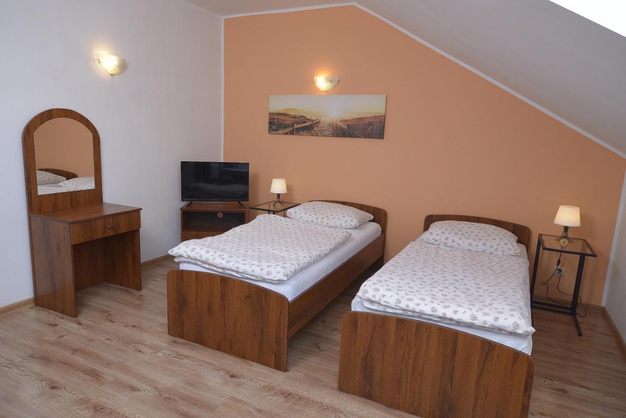Ferienwohnung Magnat w Borczu Exterior foto